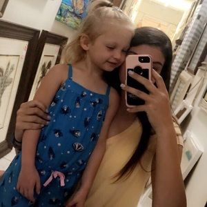 Meet your Posher, Olivia